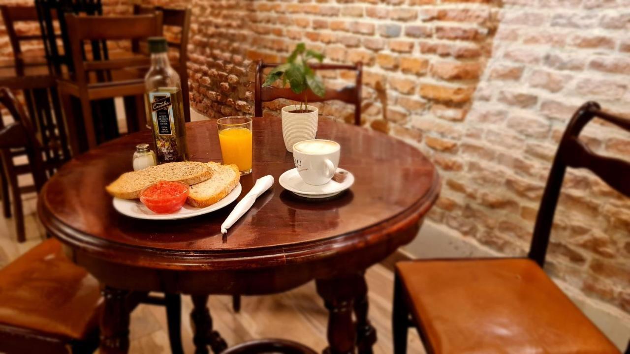 Calamo Guesthouse Madrid Dış mekan fotoğraf